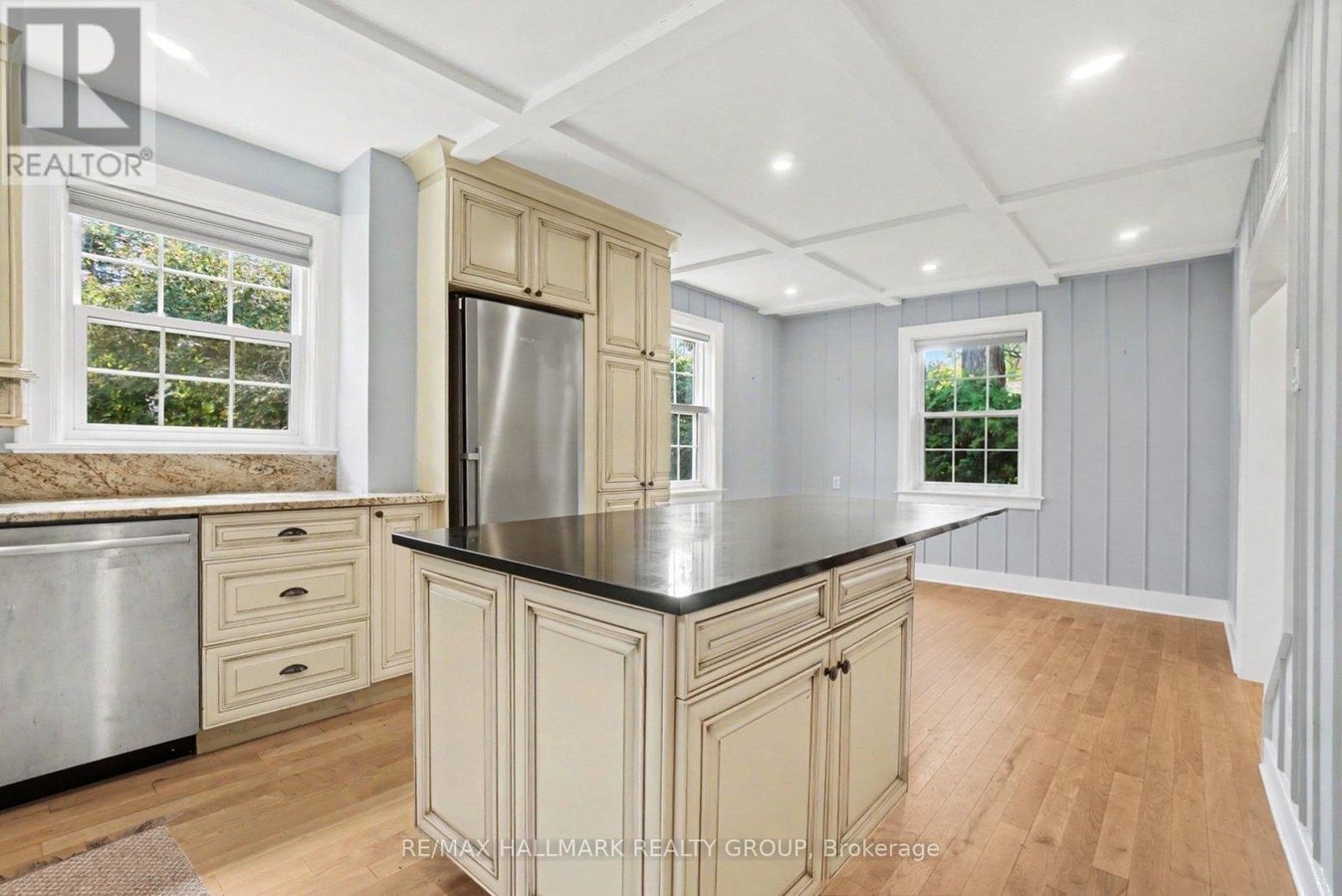 171 MINTO PLACE - Photo 9
