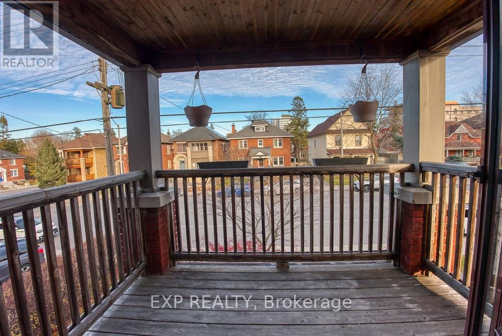 448 HOLLAND AVENUE - Photo 10