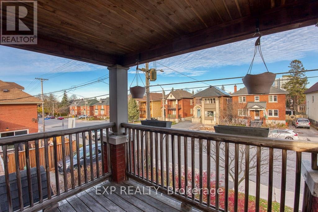 448 HOLLAND AVENUE - Photo 12