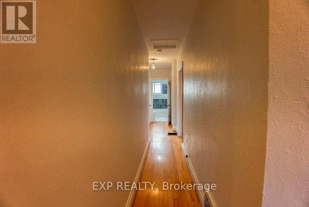 448 HOLLAND AVENUE - Photo 16