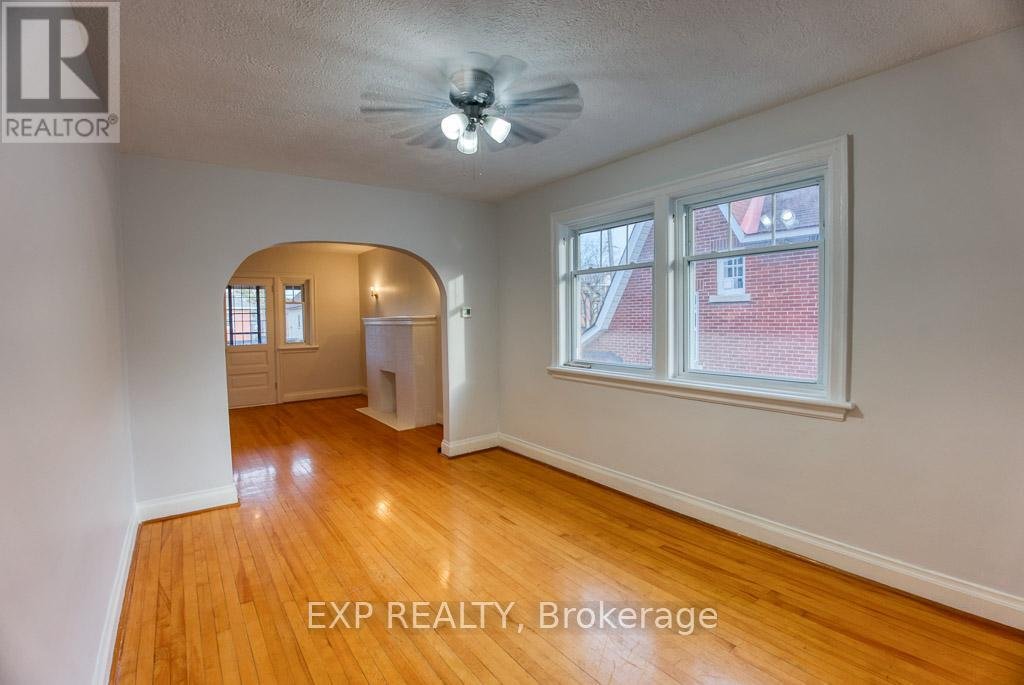 448 HOLLAND AVENUE - Photo 21