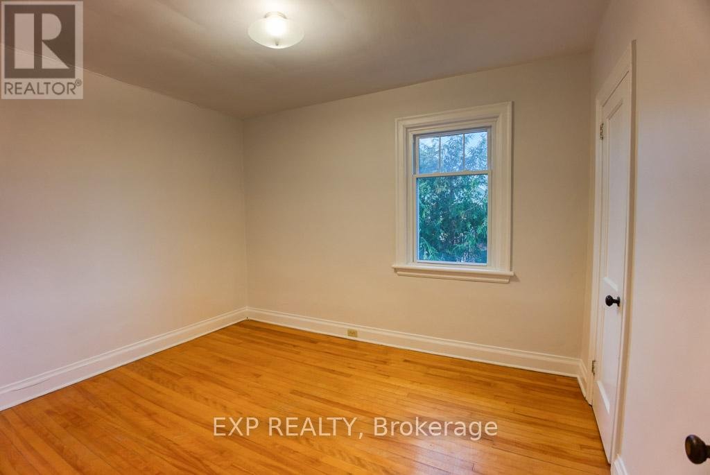 448 HOLLAND AVENUE - Photo 25