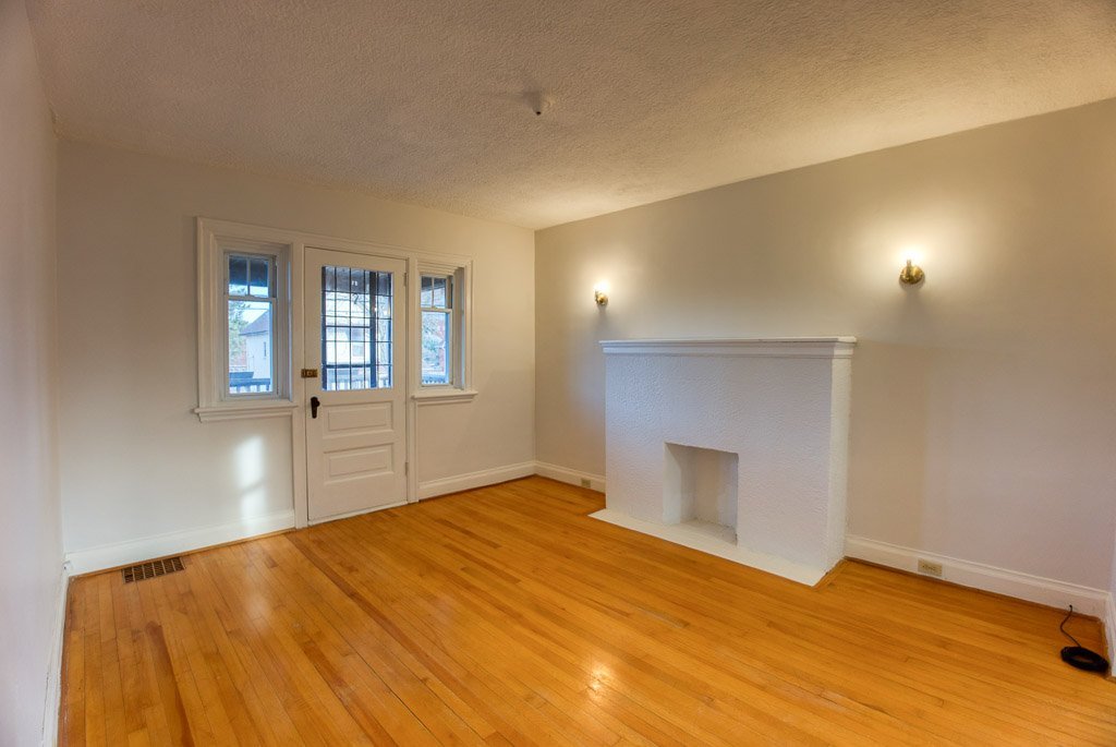 448 Holland Avenue - Photo 17