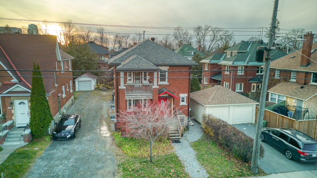 448 Holland Avenue - Photo 18