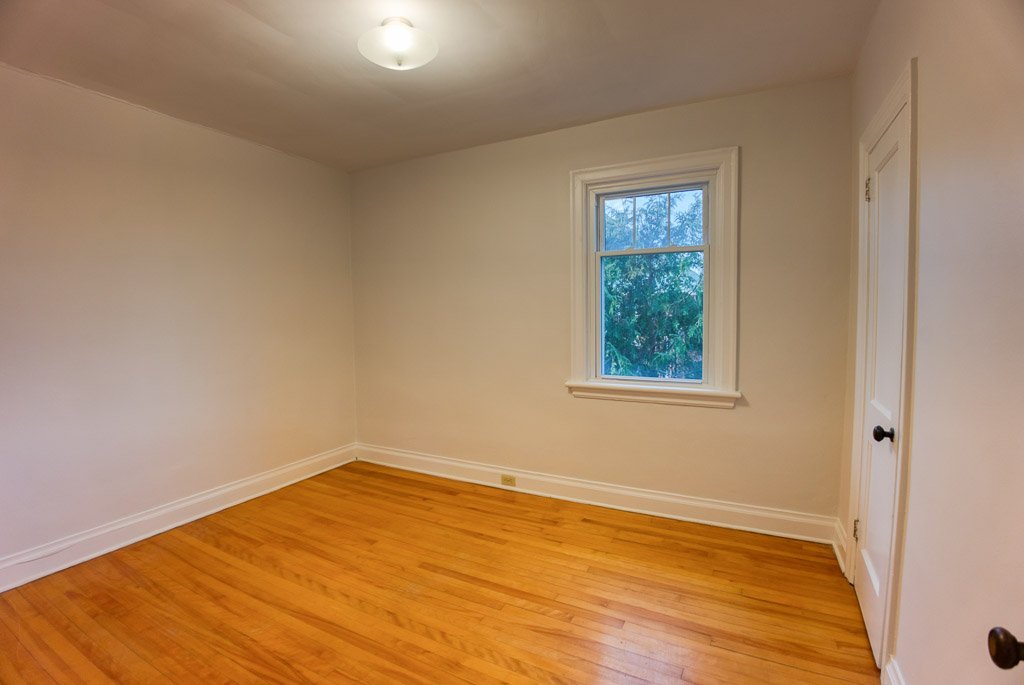 448 Holland Avenue - Photo 25
