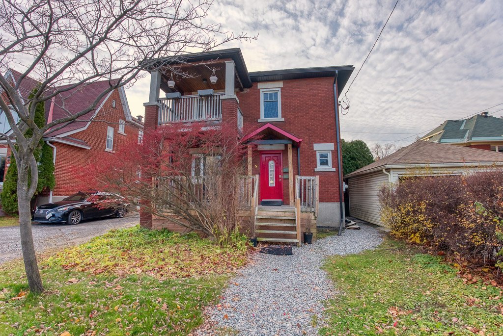 448 Holland Avenue - Photo 2