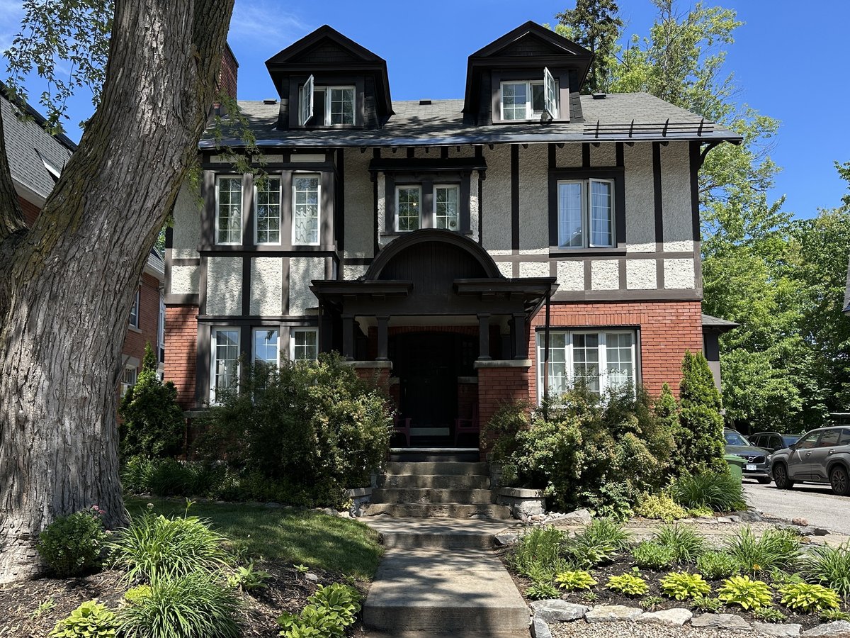 271 First Avenue - Photo 1