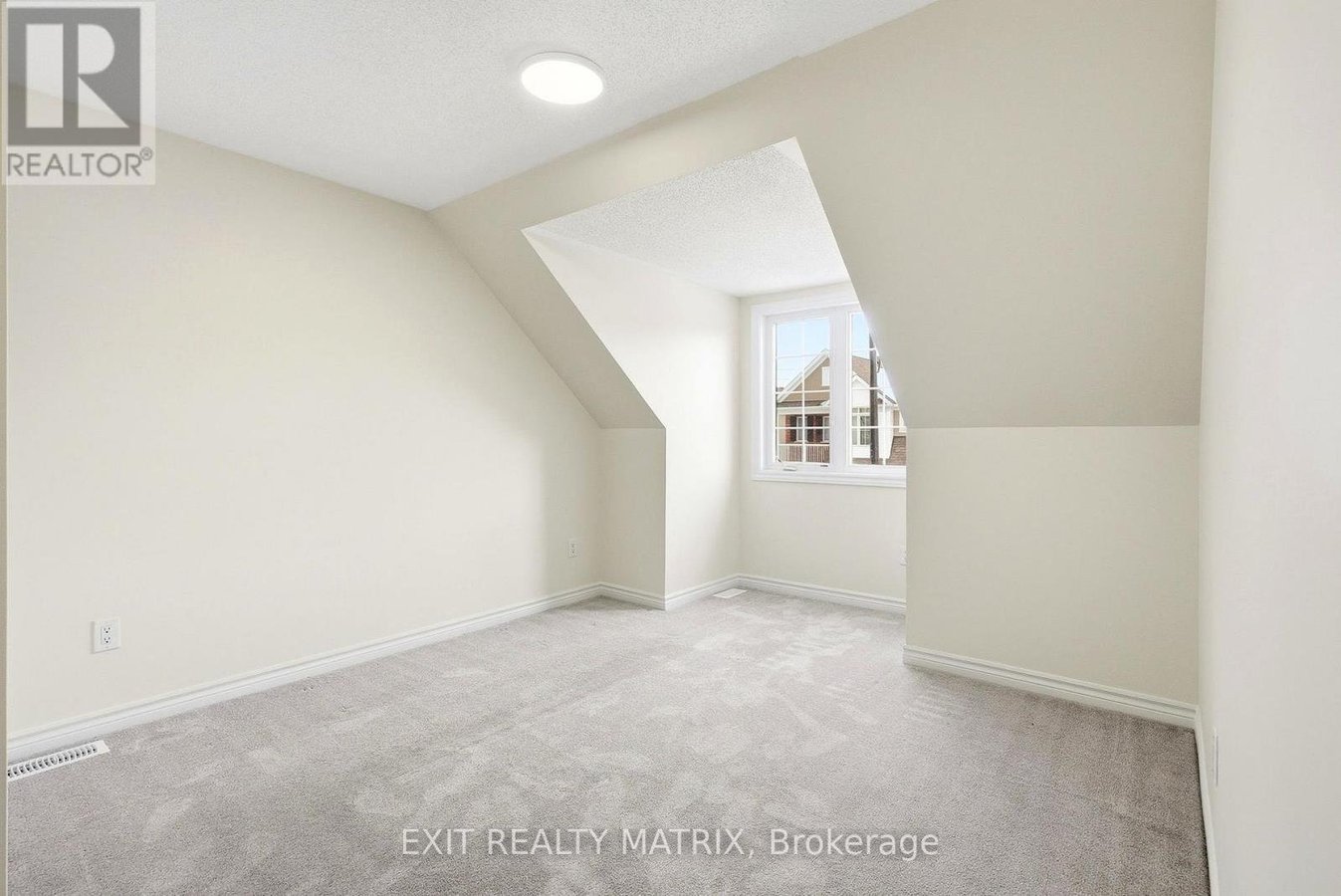 194 FLOWING CREEK CIRCLE - Photo 15