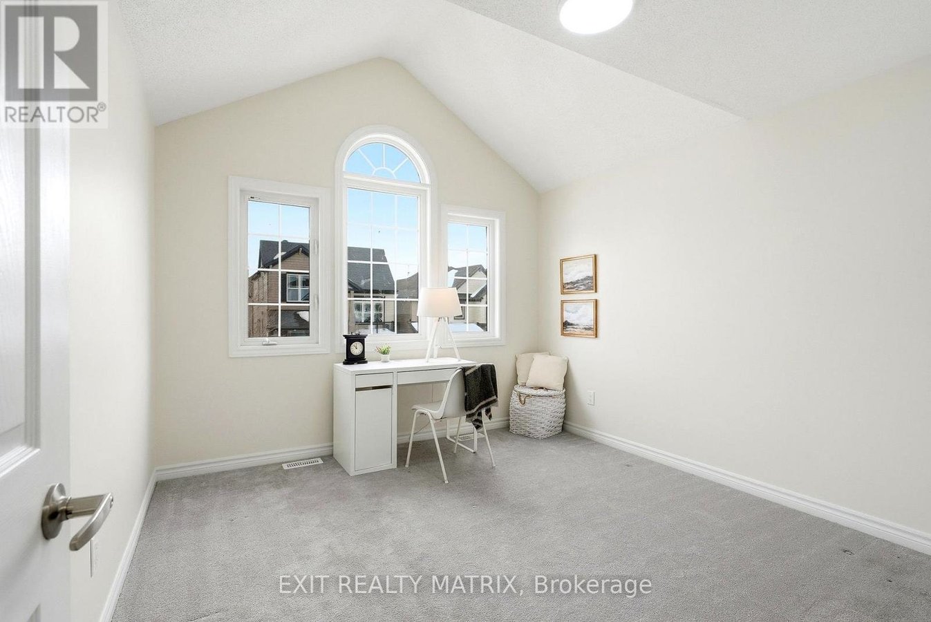 194 FLOWING CREEK CIRCLE - Photo 16
