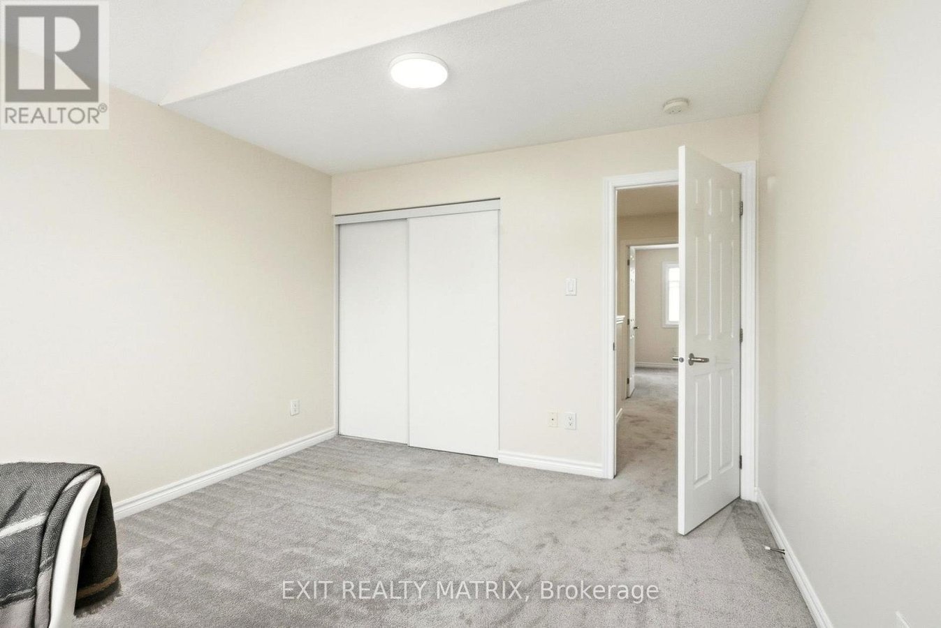 194 FLOWING CREEK CIRCLE - Photo 17