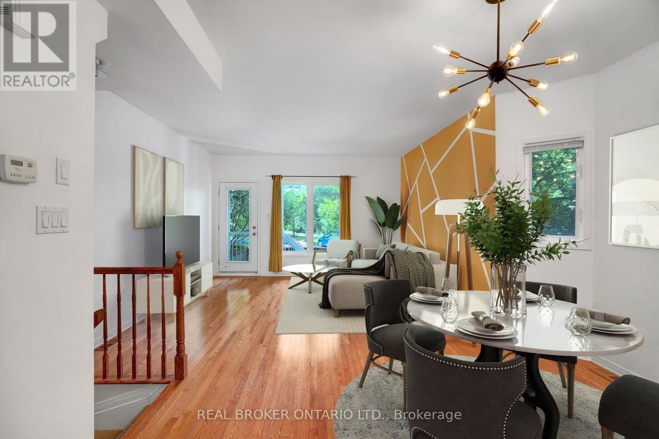 292 LONDON TERRACE - Photo 12
