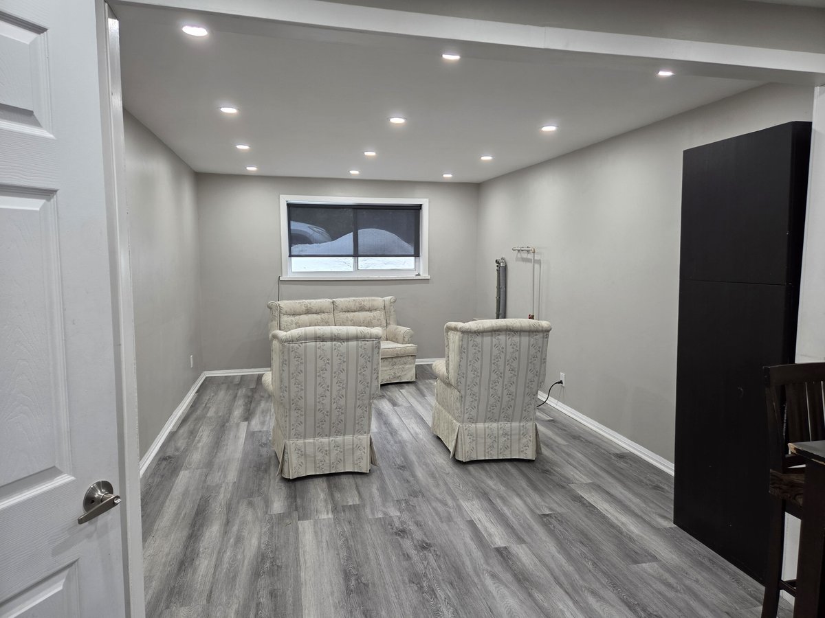 267 Lalemant Street - Photo 2