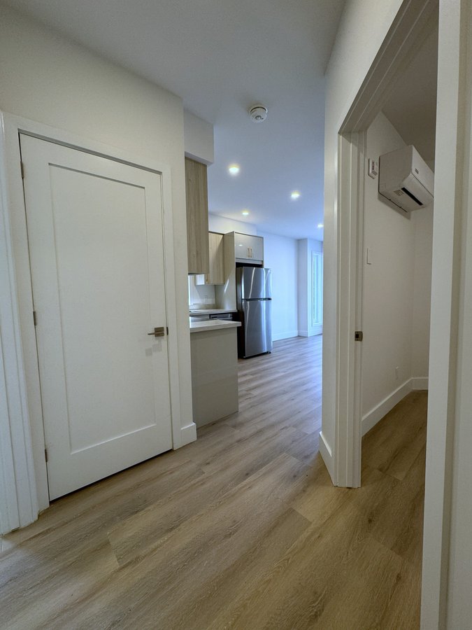 61 Pinehurst Avenue - Photo 2