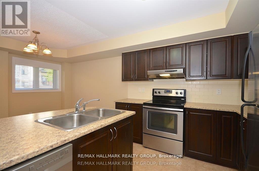 2 - 205 BLUESTONE PRIVATE - Photo 8