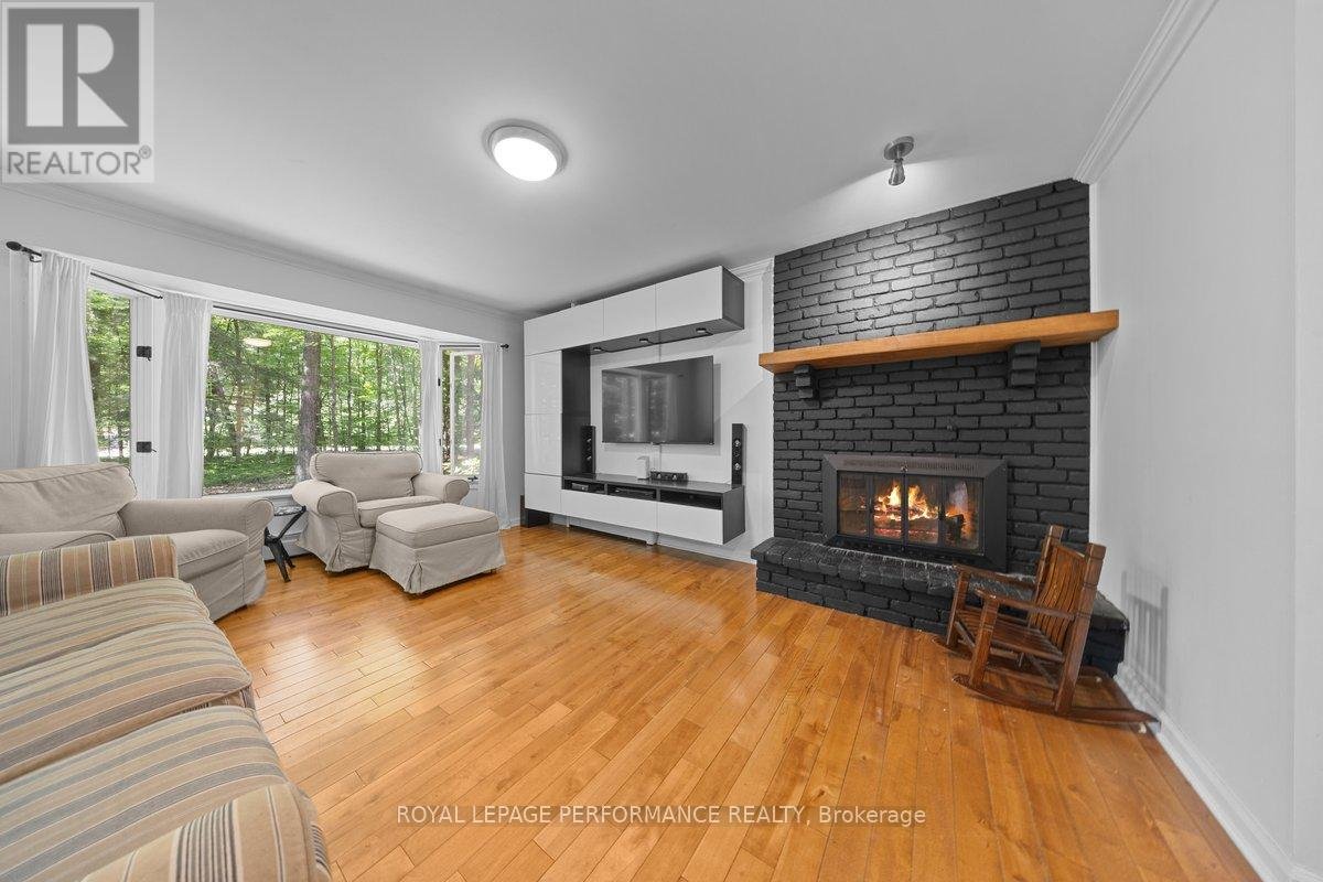 1250 ROYAL MAPLE DRIVE - Photo 5