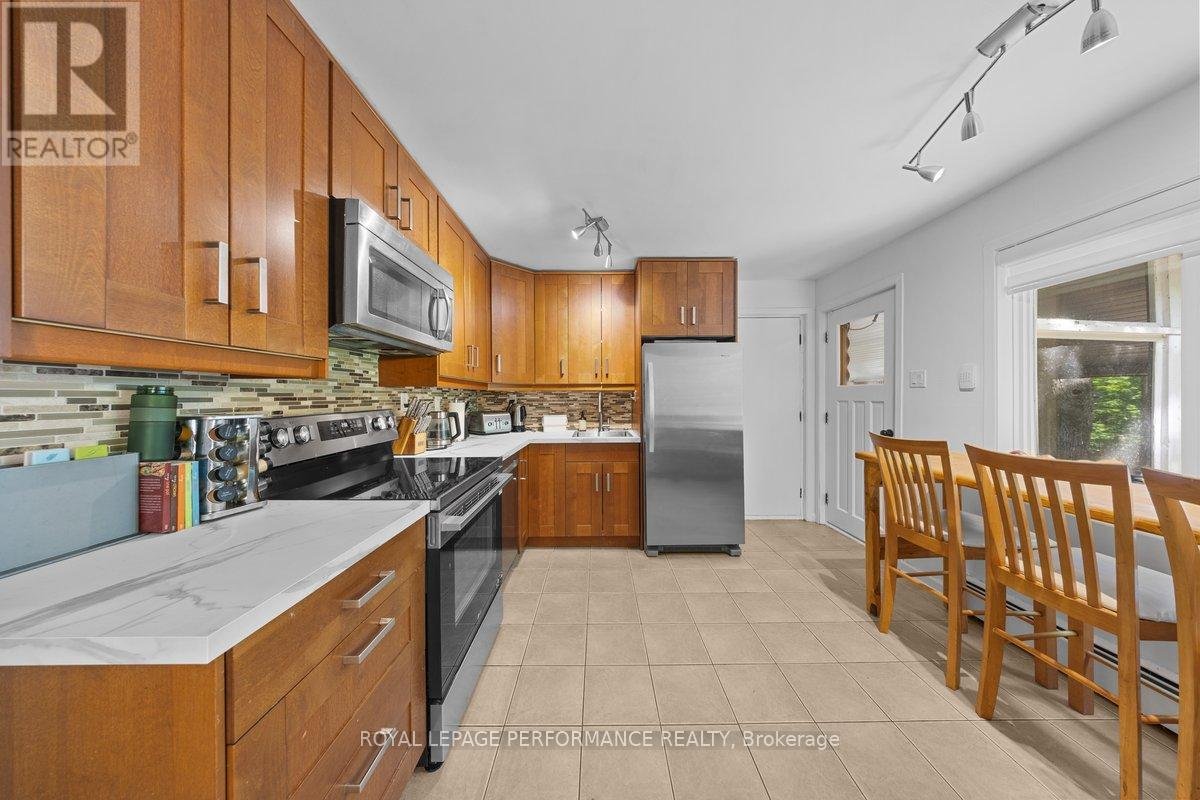 1250 ROYAL MAPLE DRIVE - Photo 10