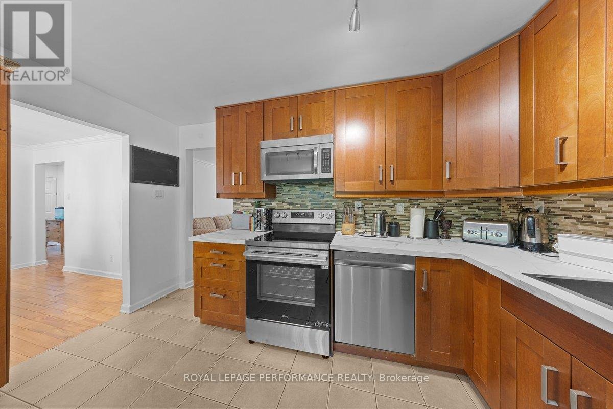 1250 ROYAL MAPLE DRIVE - Photo 12
