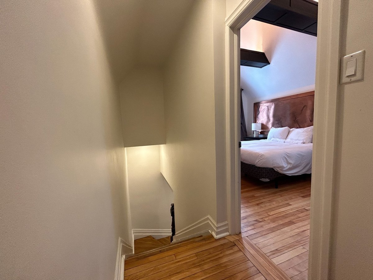 400 MacLaren Street - Photo 6