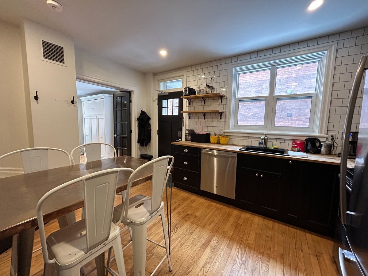 400 MacLaren Street - Photo 11