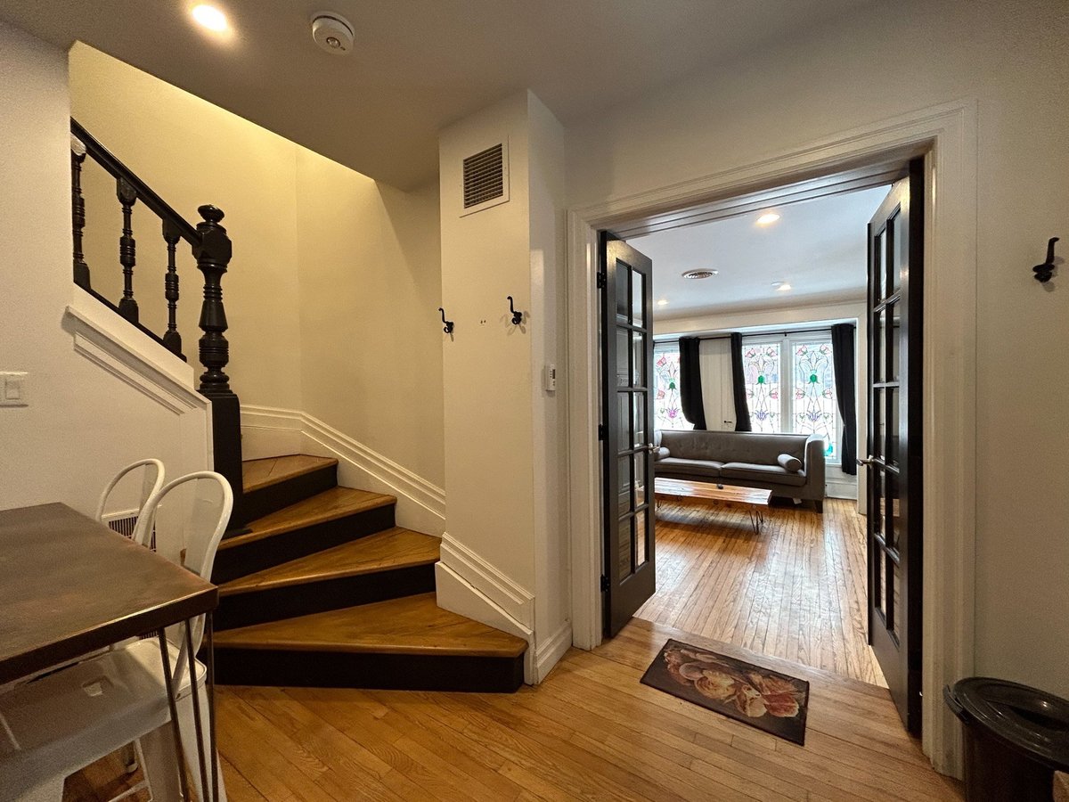400 MacLaren Street - Photo 16