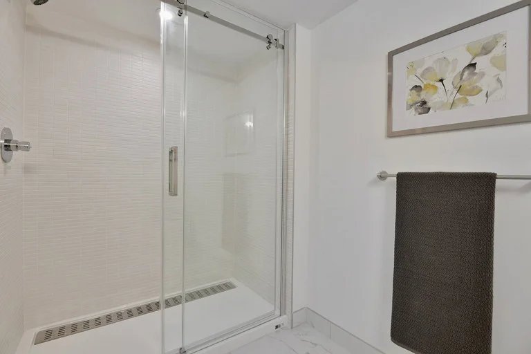 134 Robinson Avenue - Photo 11