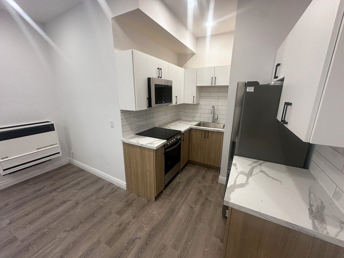 110 Gloucester Street - Photo 2