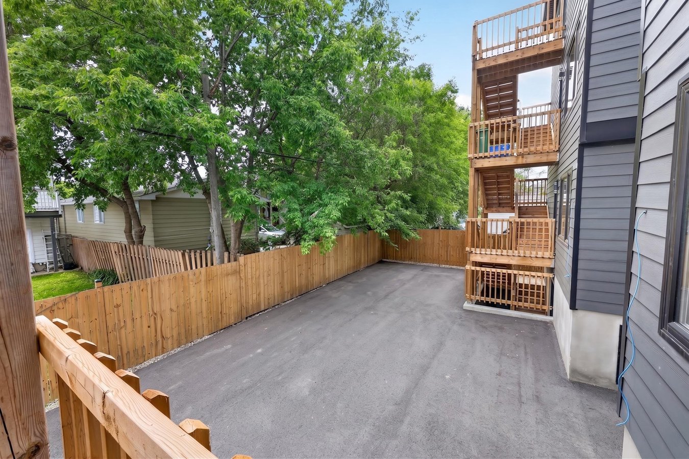 340 Shakespeare Street - Photo 4