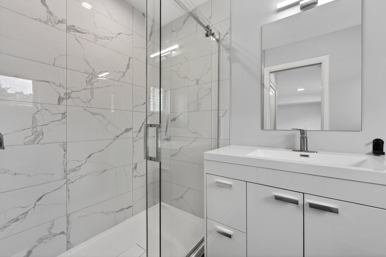 340 Shakespeare Street - Photo 35