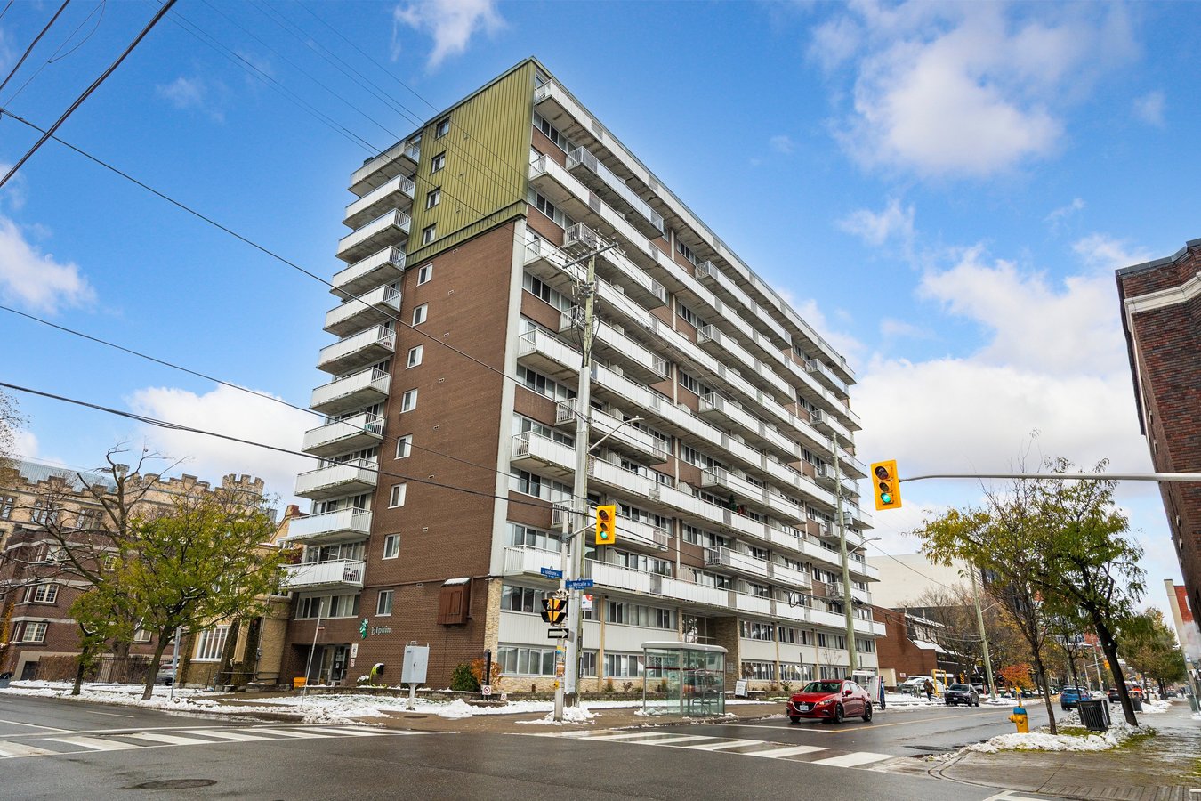 370 Metcalfe Street - Photo 1
