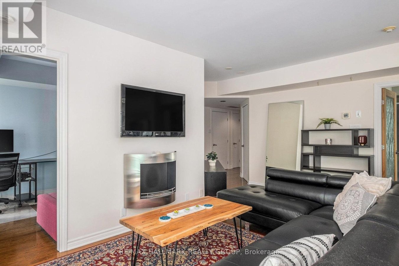PH#4 - 445 LAURIER AVENUE W - Photo 8