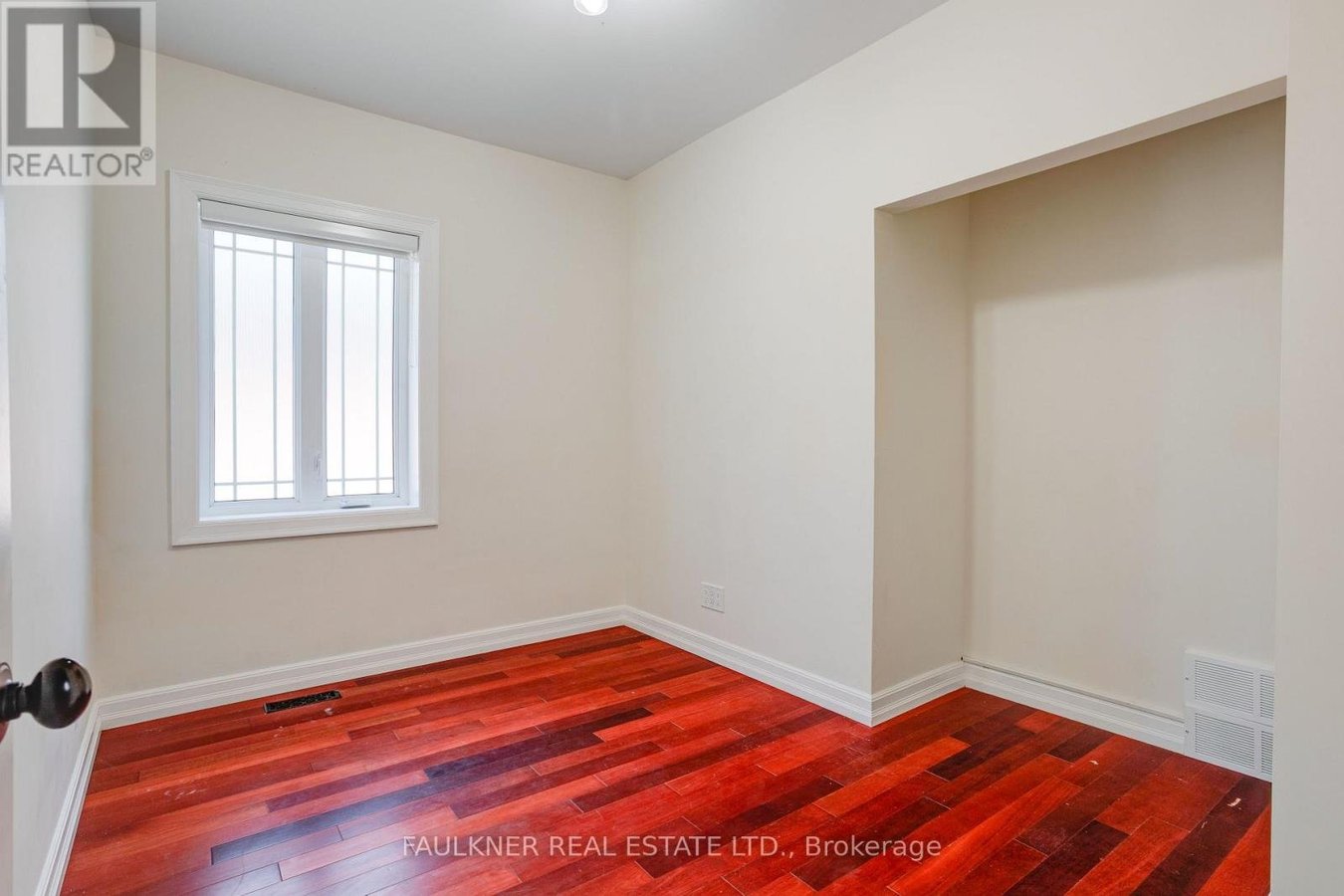 107 BLACKBURN AVENUE - Photo 25