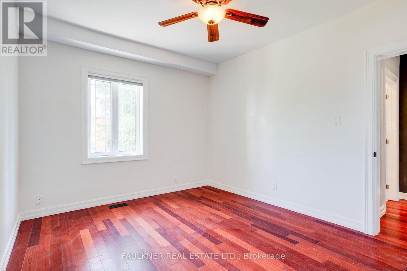 107 BLACKBURN AVENUE - Photo 22