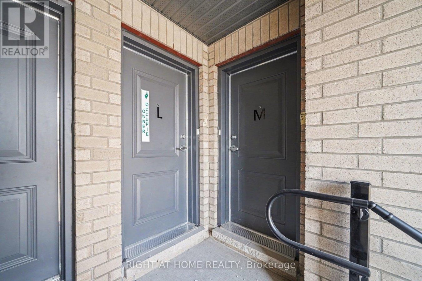 BUILDING 1, UNIT 205L - 1055 CEDAR CREEK DRIVE - Photo 4
