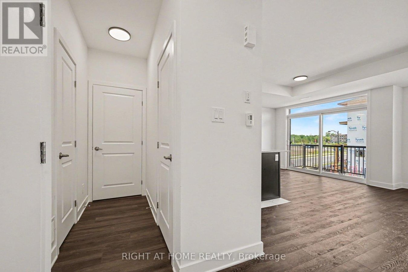 BUILDING 1, UNIT 205L - 1055 CEDAR CREEK DRIVE - Photo 5