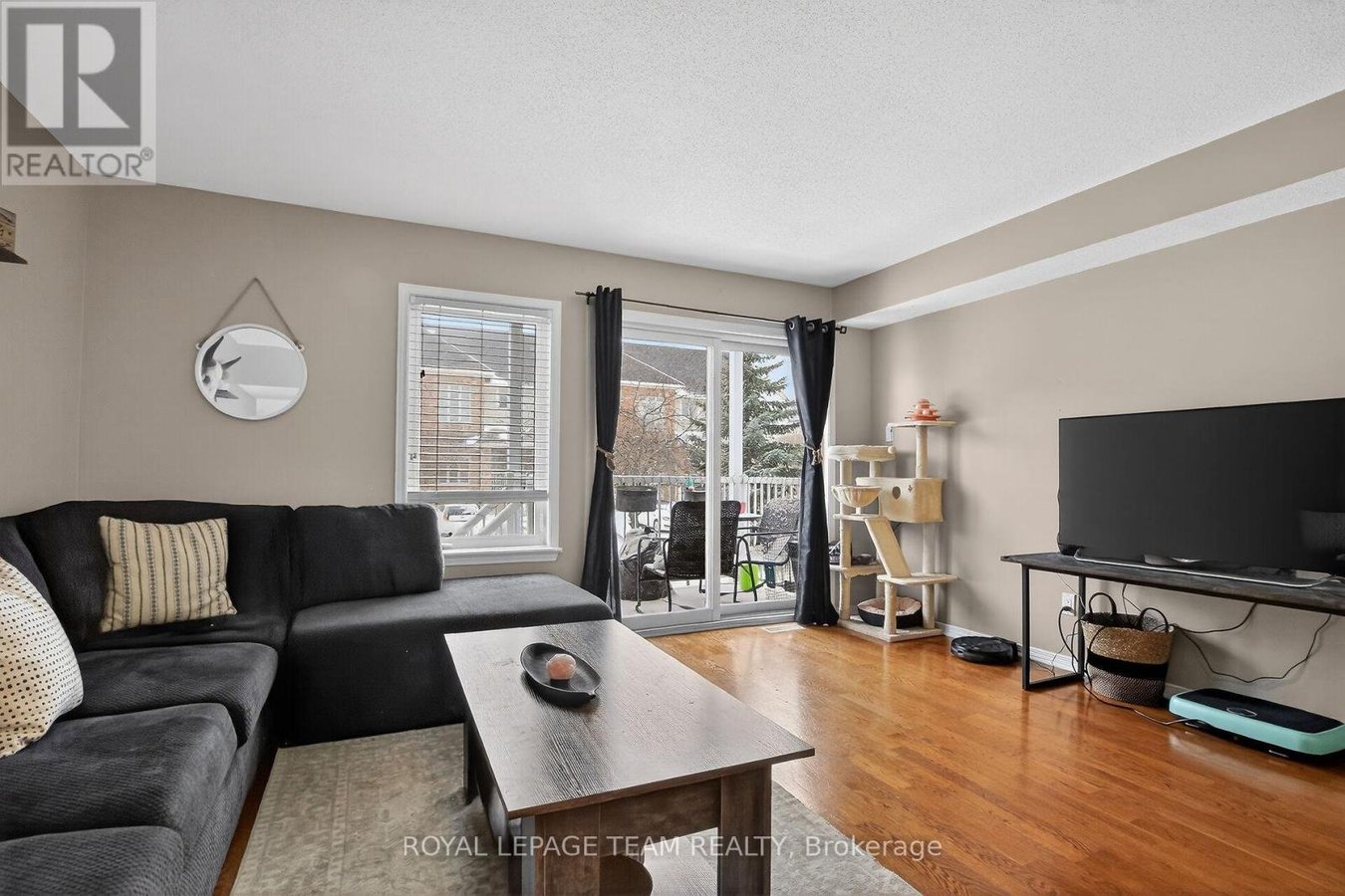 1 - 255 DEERCROFT AVENUE - Photo 10