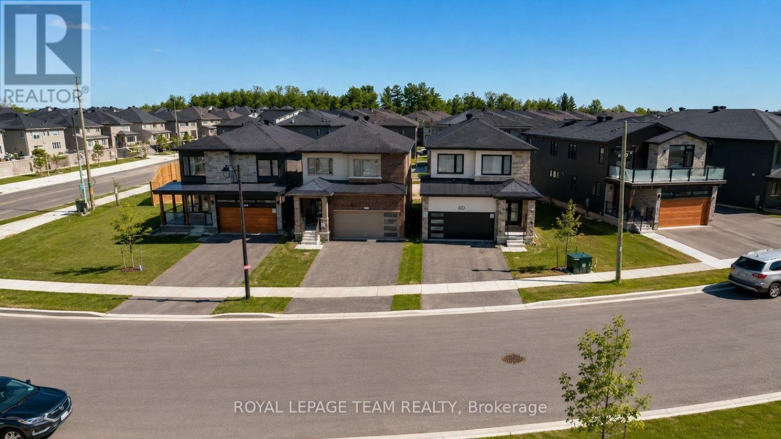803 CROSSGATE STREET - Photo 2