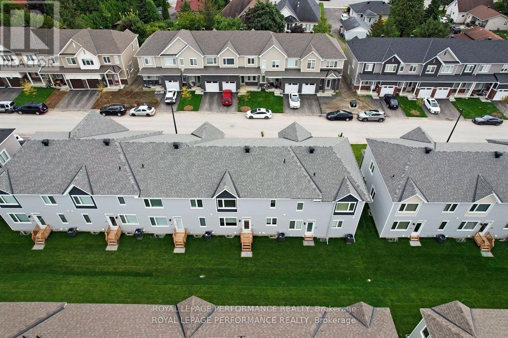 254 FALSETTO STREET - Photo 2