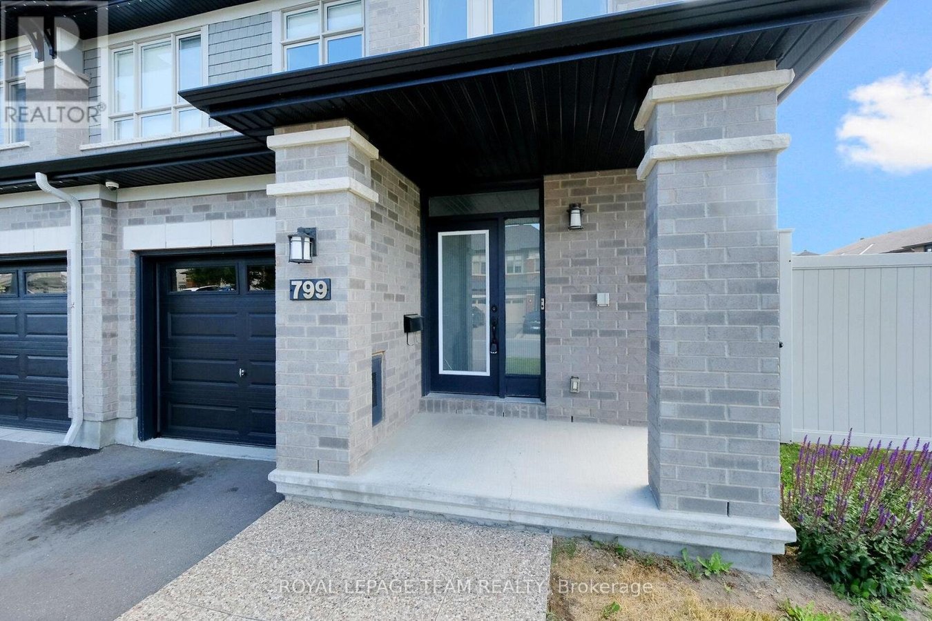 799 CAIRN CRESCENT - Photo 2