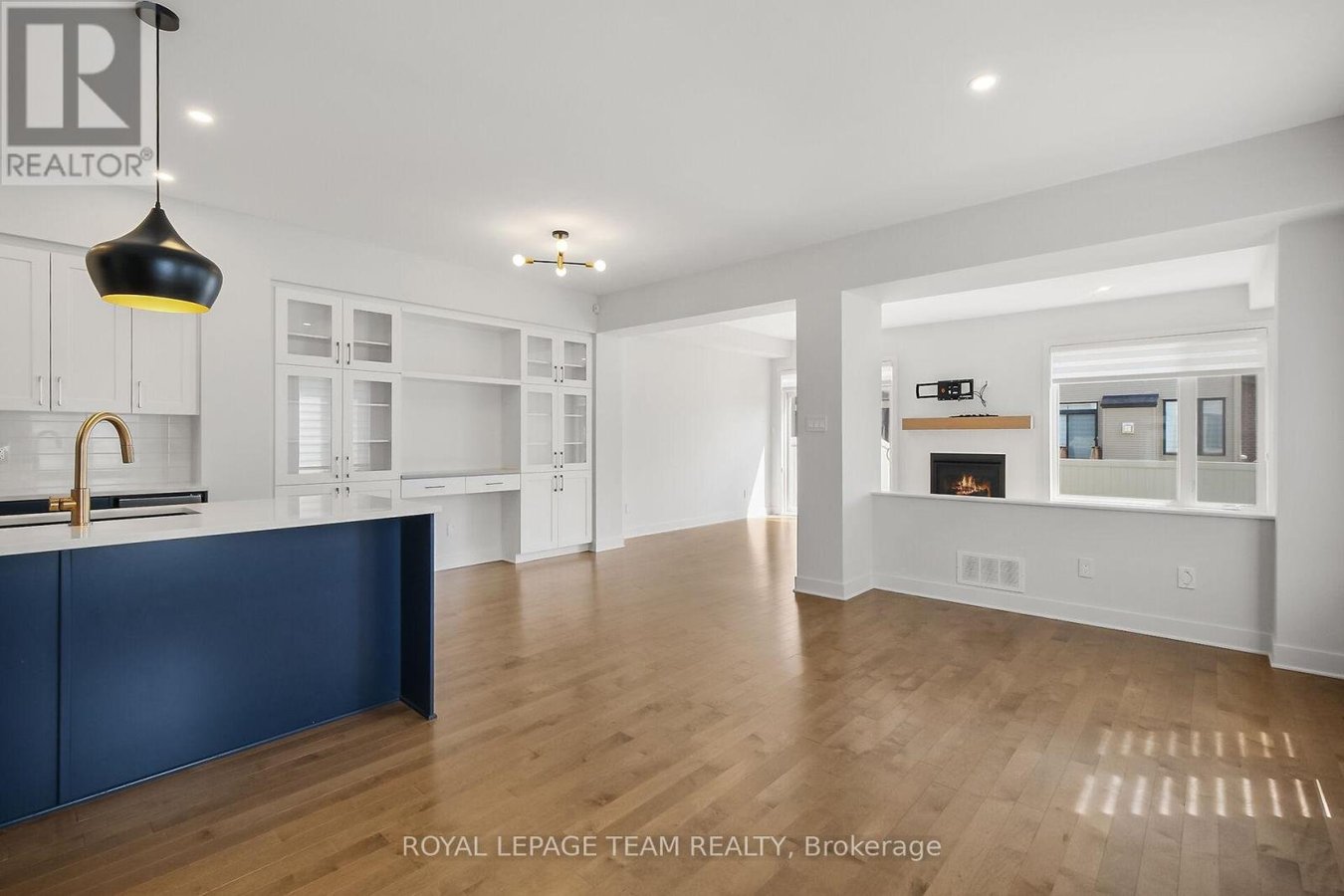 799 CAIRN CRESCENT - Photo 18
