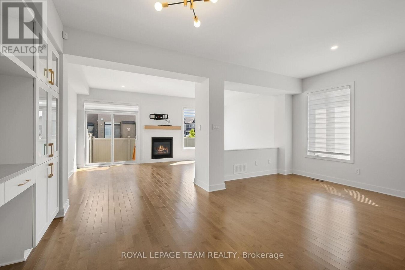799 CAIRN CRESCENT - Photo 22