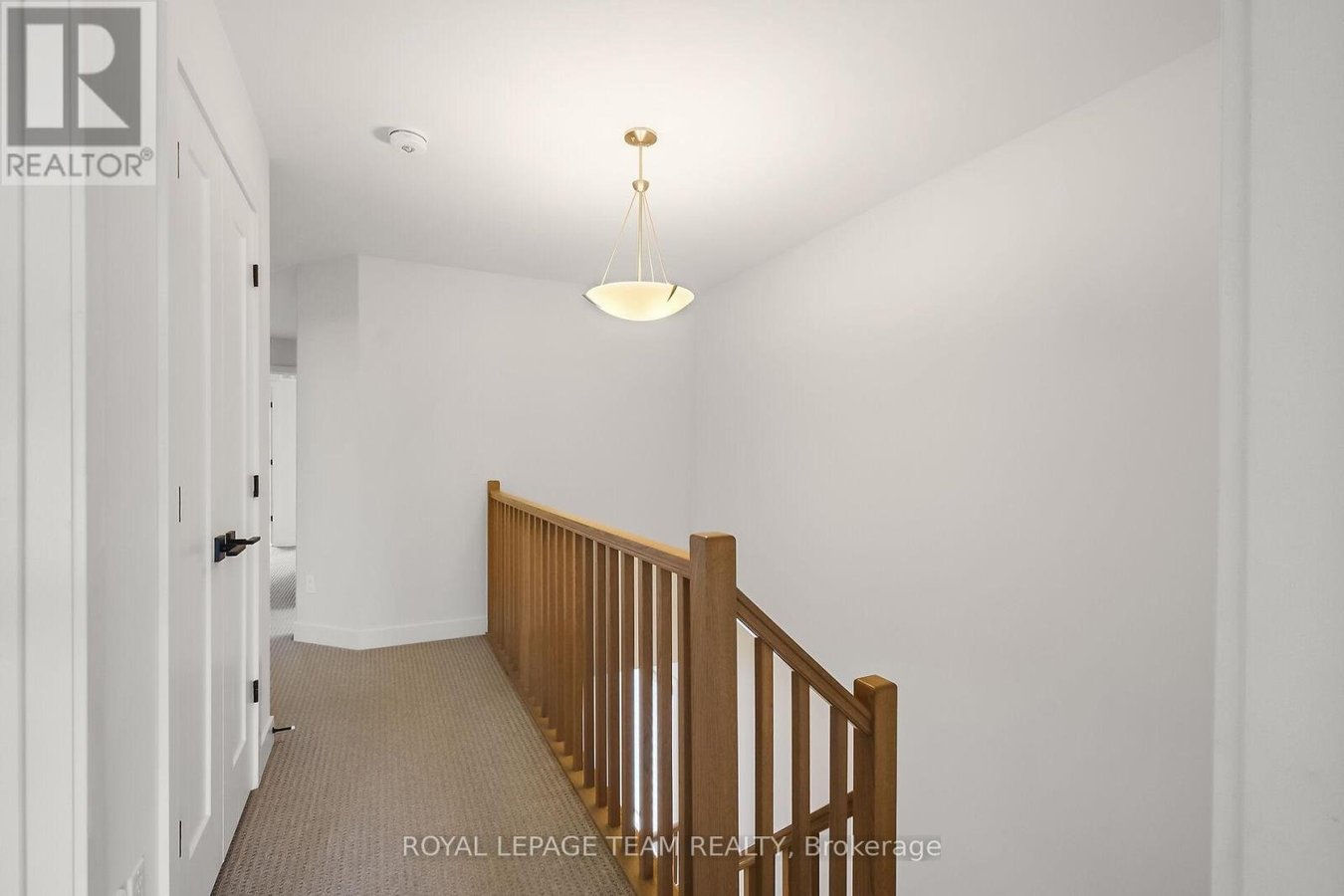 799 CAIRN CRESCENT - Photo 34