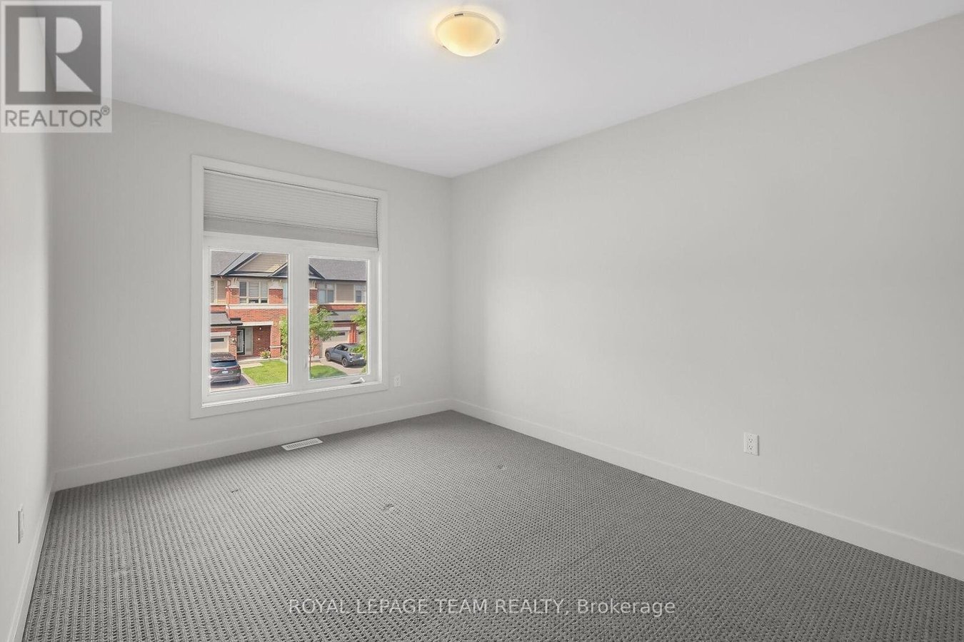 799 CAIRN CRESCENT - Photo 38