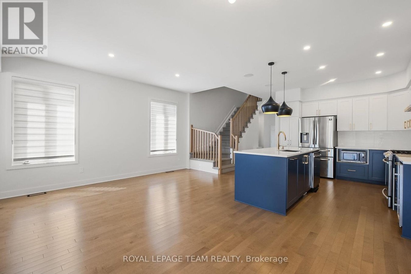 799 CAIRN CRESCENT - Photo 20