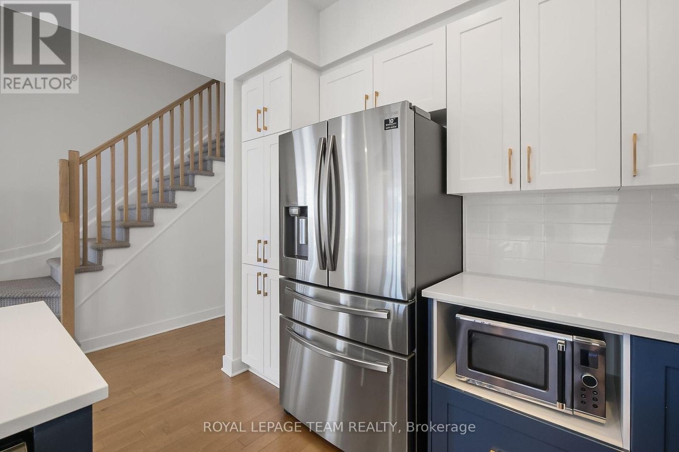 799 CAIRN CRESCENT - Photo 26