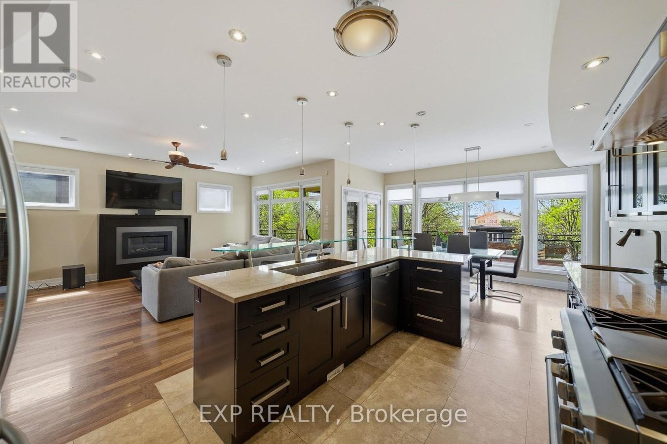 1356 LOUIS LANE - Photo 2