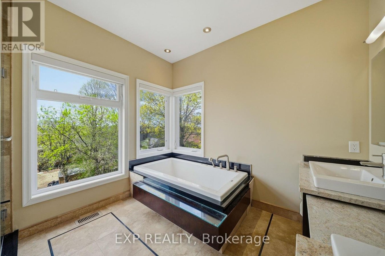 1356 LOUIS LANE - Photo 17