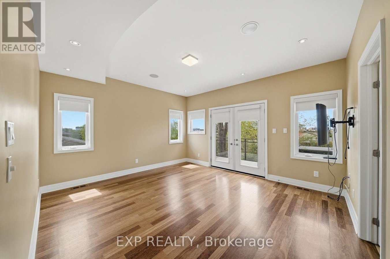 1356 LOUIS LANE - Photo 18