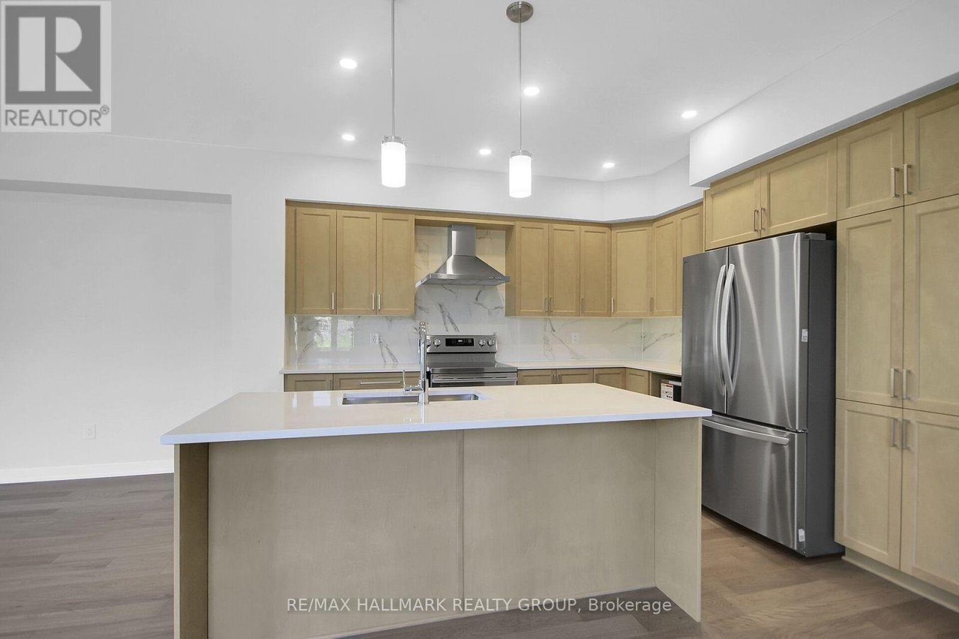 749 NEWSTEAD CRESCENT - Photo 9