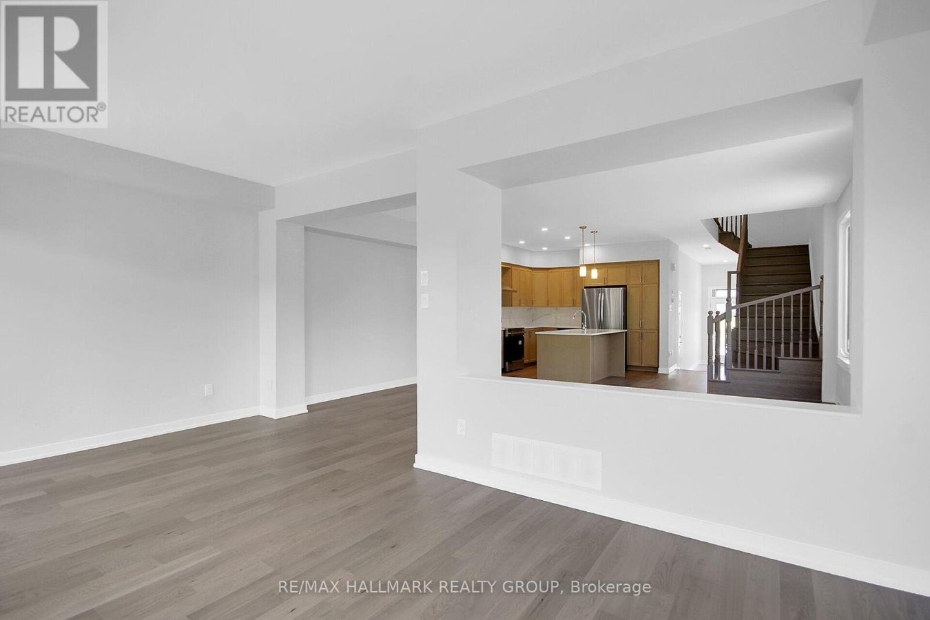749 NEWSTEAD CRESCENT - Photo 21