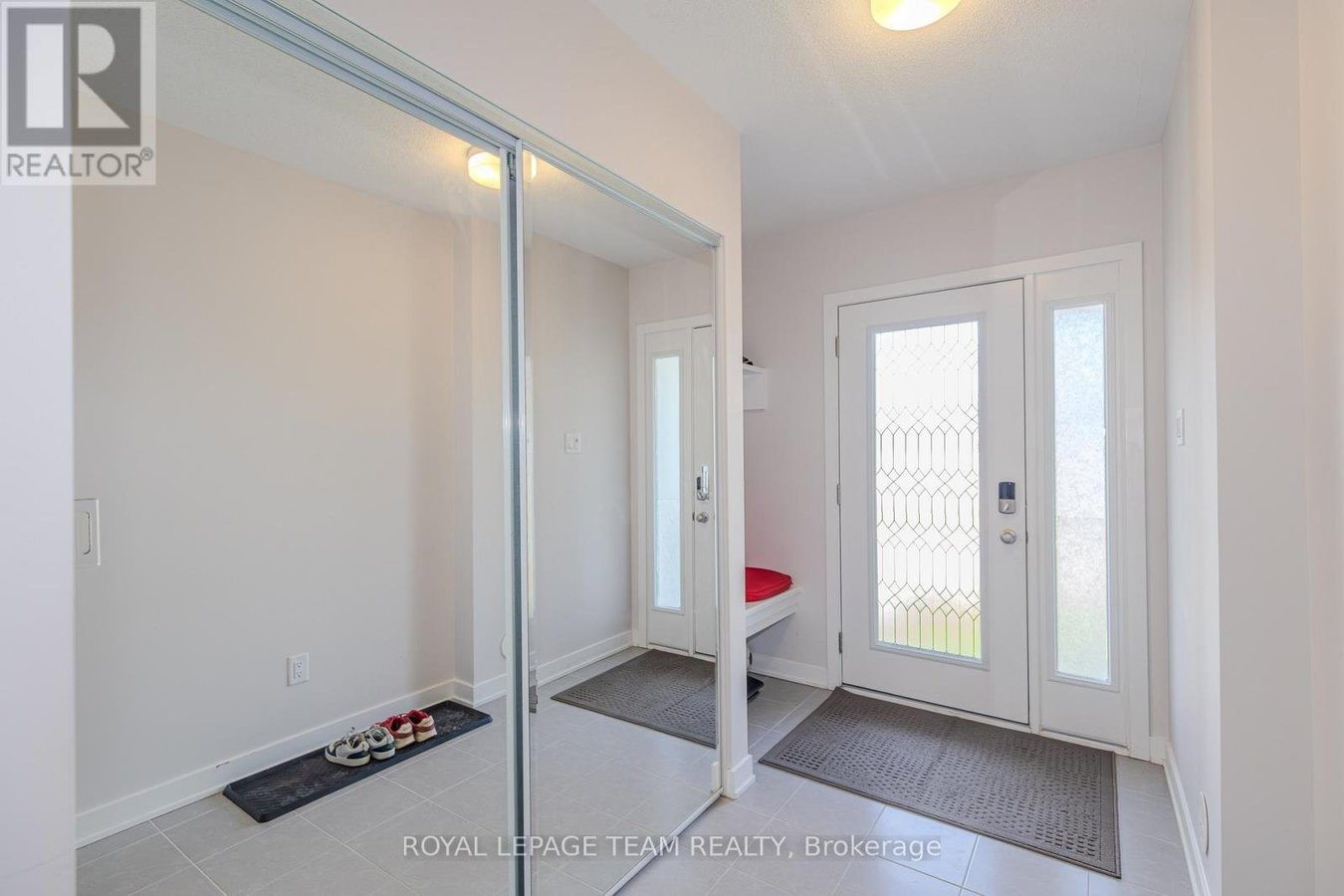 742 KINSTEAD PVT PRIVATE - Photo 3